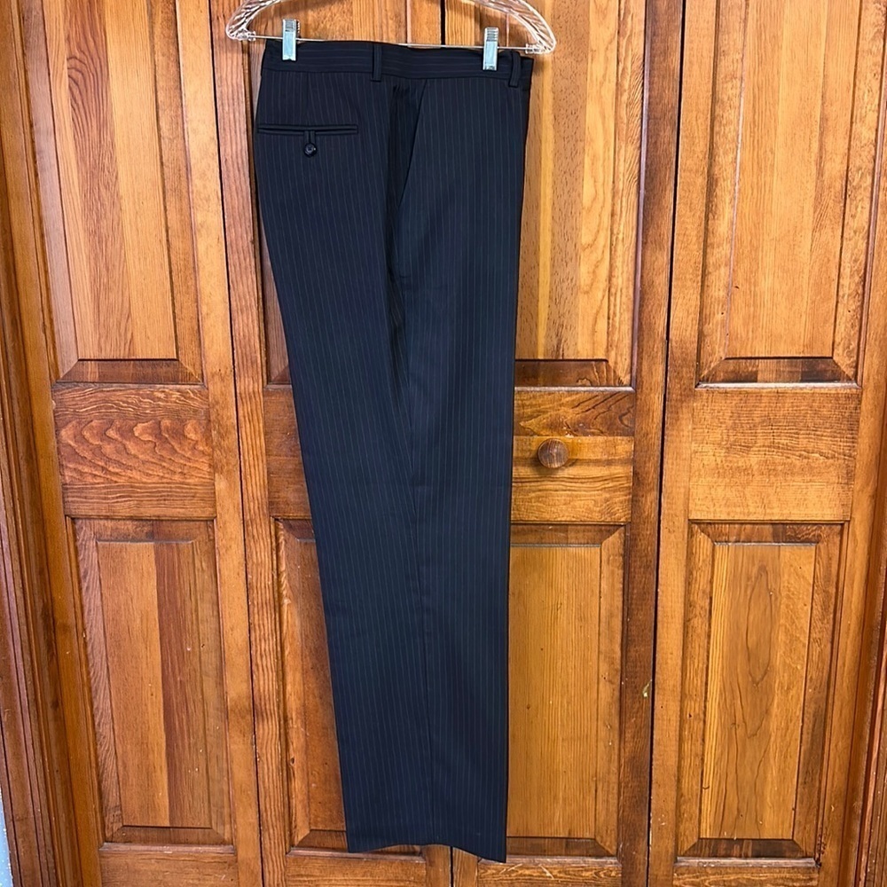 Perry Ellis Deep Grey Pinstripe Dress Trouser 3634 Preowned Perry Ellis Deep Grey Pinstripe Dress Trouser 3634 Preowned